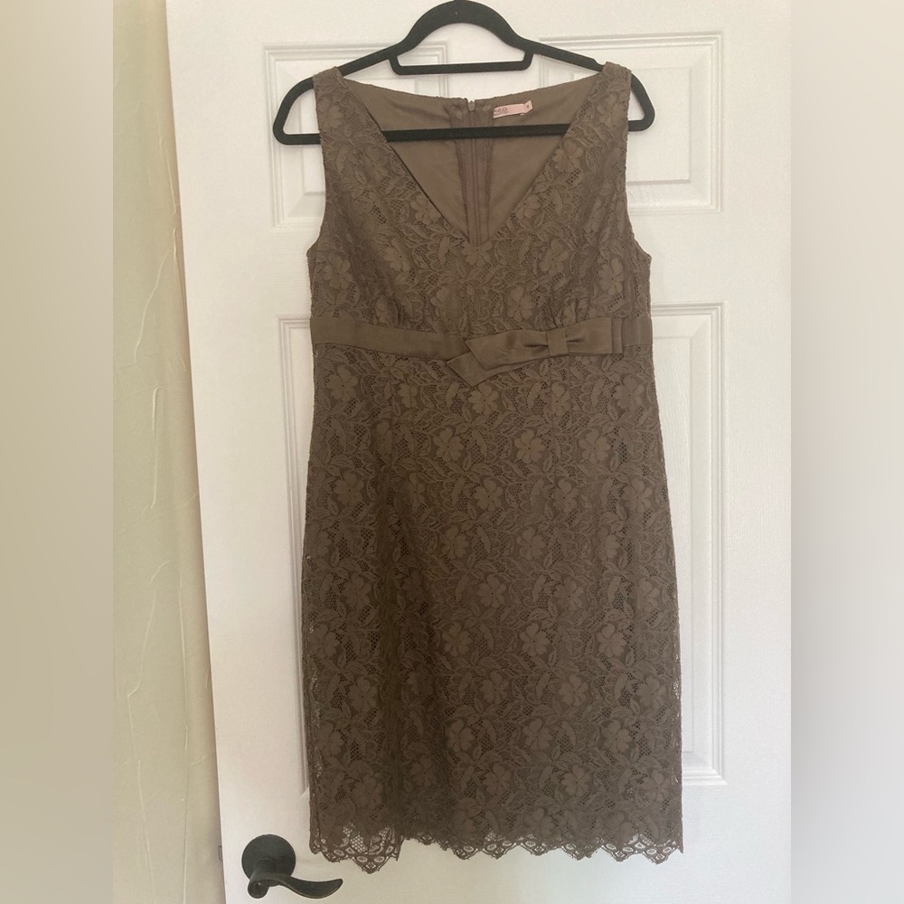 Red Valentino Mocha Silk Lace Dress w/Bow, Size 48 Euro - Picture 1 of 10